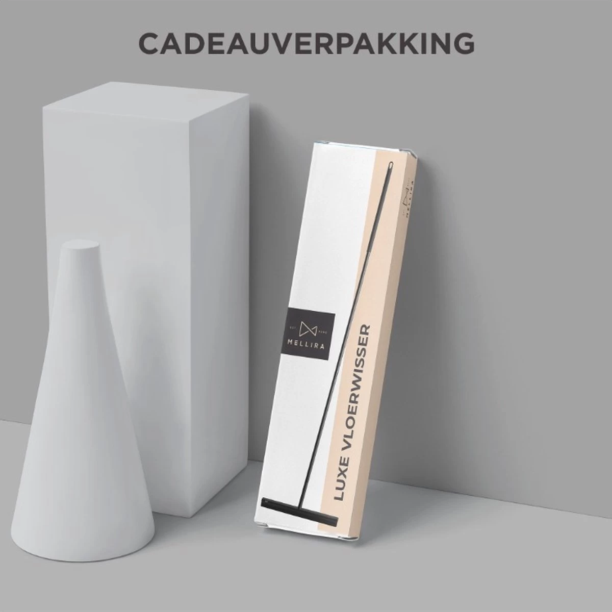 Mellira - Vloerwisser - Vloertrekker Met Steel - Watertrekker Voor Douche - Douchewisser Badkamer - Inclusief Ophanghaak - RVS - Zwart (kerstcadeau Met Verpakking) 10 Mellira - Vloerwisser - Vloertrekker Met Steel - Watertrekker Voor Douche - Douchewisser Badkamer - Inclusief Ophanghaak - RVS - Zwart (kerstcadeau Met Verpakking) - Afbeelding 8