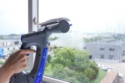 Swiss Pro+ Ruitenreiniger 3 In 1 WV 2 Blue Edition Window Vac - Ca. 120 M² - Waterzuiger - Incl. Smalle Zuigmond - Oplaadbaar - Raamwisser - Streeploos - Clicksystem - 2 Microvezeldoekjes - Met Sprayfunctie - Low Noise - Hepafilter 18 Swiss Pro+ Ruitenreiniger 3 In 1 WV 2 Blue Edition Window Vac - Ca. 120 M² - Waterzuiger - Incl. Smalle Zuigmond - Oplaadbaar - Raamwisser - Streeploos - Clicksystem - 2 Microvezeldoekjes - Met Sprayfunctie - Low Noise - Hepafilter -Schoonmaakproducten Winkel 1200x799 39