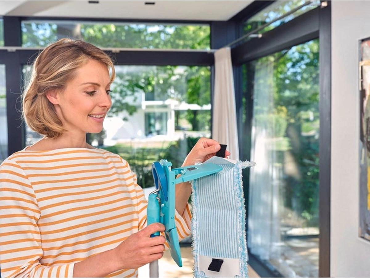 Leifheit Clean Twist Overtrek Klittenband Vloerwisser M Ergo - 33 Cm - Static Plus 4 Leifheit Clean Twist Overtrek Klittenband Vloerwisser M Ergo - 33 Cm - Static Plus - Afbeelding 2