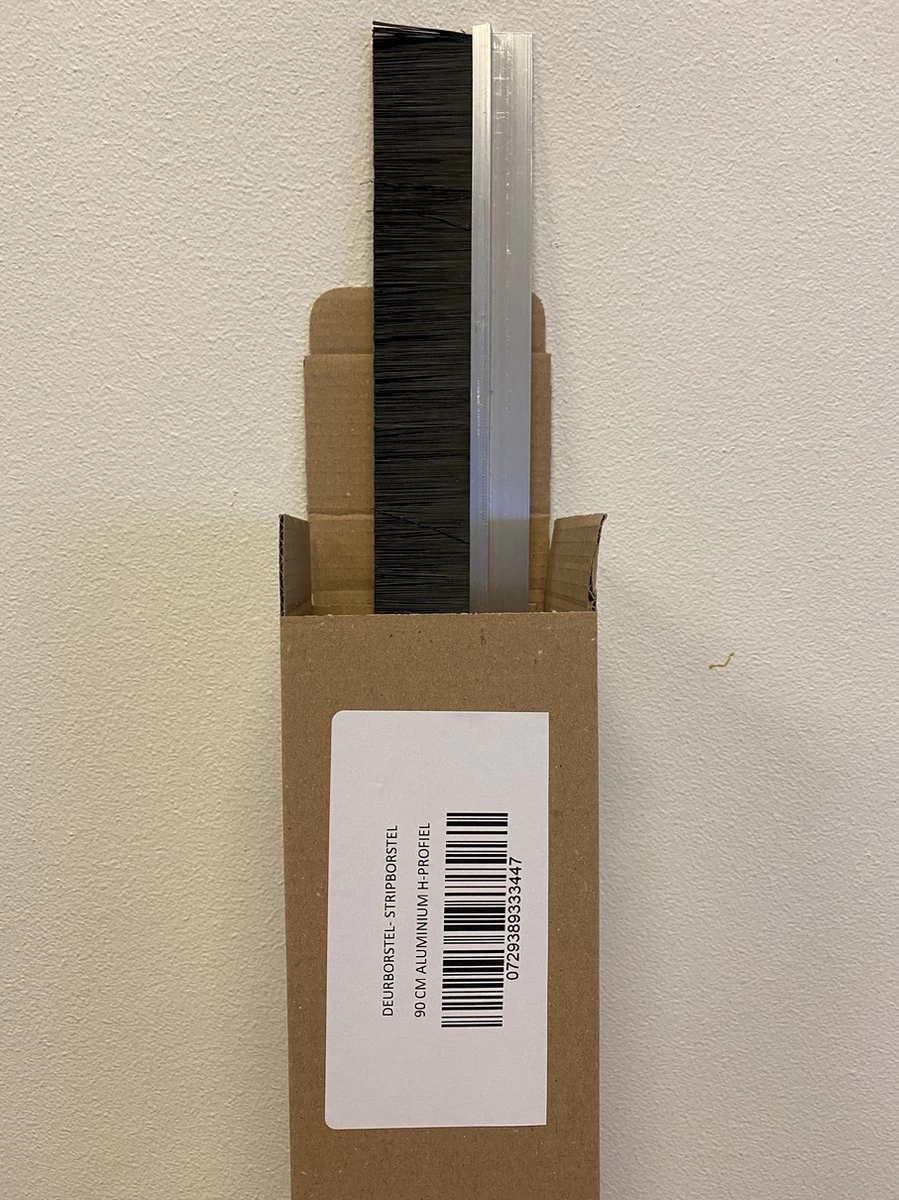 Merkloos Deurborstel - Stripborstel - Afdichting Met Borstel - 100 Cm - Met Installatie Gaten -aluminium -isolatiestrip - Afdichtstrip - Deurstrip 4 Merkloos Deurborstel - Stripborstel - Afdichting Met Borstel - 100 Cm - Met Installatie Gaten -aluminium -isolatiestrip - Afdichtstrip - Deurstrip - Afbeelding 2